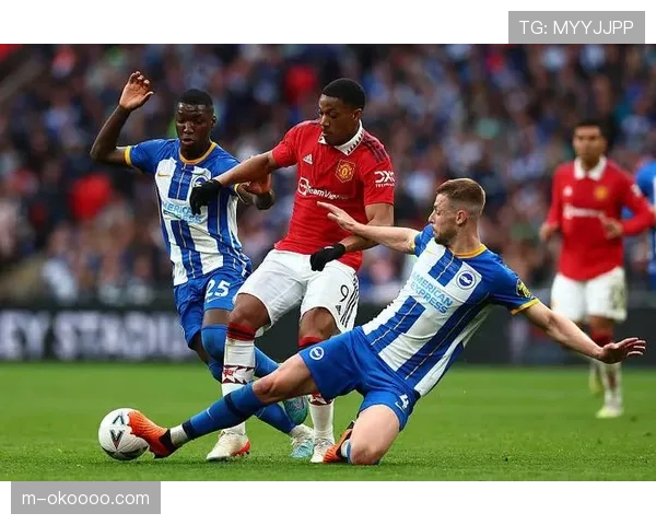 毕尔巴鄂4-2-3-1边路传中体系，单线作战成欧战筹码