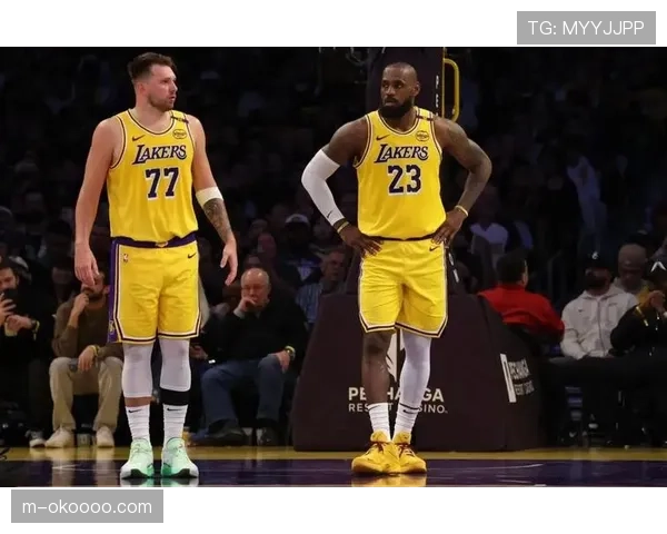 湖人外线失准暴露防守漏洞，连胜终结引发战术调整思考