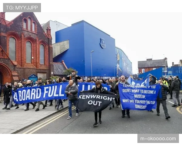 曼城面临115项财务违规指控，听证会定于三月举行