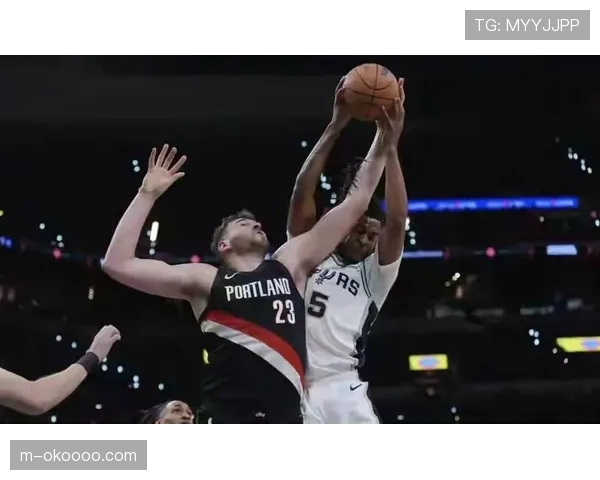 开拓者106-103马刺，罗威暴扣2+0完成逆转